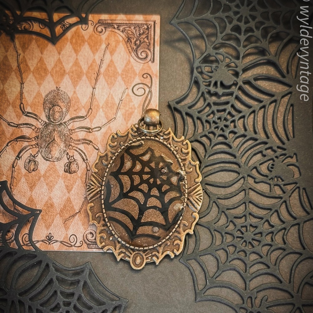 Bronze‎ Oval Spider Web Pendant